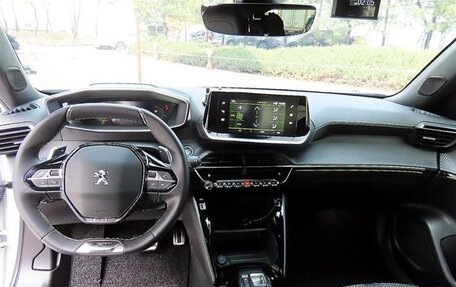 Peugeot 2008 II, 2023 год, 1 790 000 рублей, 16 фотография