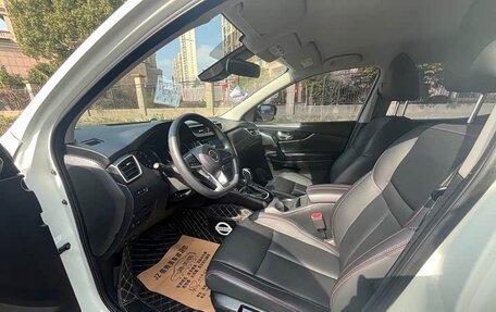 Nissan Qashqai, 2022 год, 1 730 000 рублей, 10 фотография