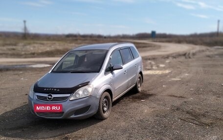 Opel Zafira B, 2008 год, 395 000 рублей, 2 фотография