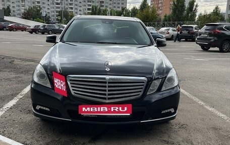 Mercedes-Benz E-Класс, 2009 год, 1 650 000 рублей, 2 фотография