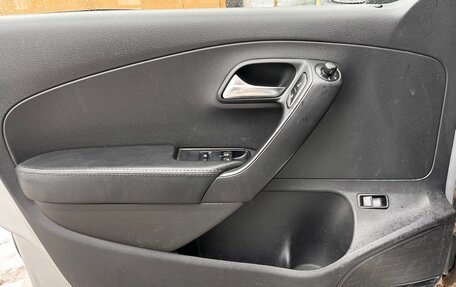 Volkswagen Polo VI (EU Market), 2012 год, 650 000 рублей, 7 фотография