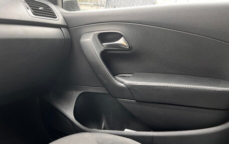 Volkswagen Polo VI (EU Market), 2012 год, 650 000 рублей, 8 фотография