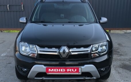 Renault Duster I рестайлинг, 2017 год, 1 390 000 рублей, 2 фотография