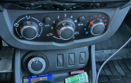 Renault Duster I рестайлинг, 2017 год, 1 390 000 рублей, 14 фотография