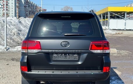 Toyota Land Cruiser 200, 2015 год, 5 700 000 рублей, 10 фотография