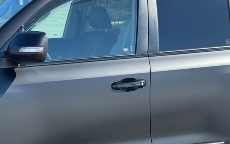 Toyota Land Cruiser 200, 2015 год, 5 700 000 рублей, 28 фотография