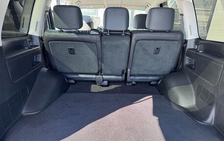 Toyota Land Cruiser 200, 2015 год, 5 700 000 рублей, 38 фотография