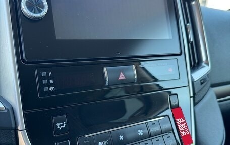 Toyota Land Cruiser 200, 2015 год, 5 700 000 рублей, 31 фотография