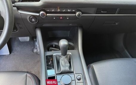 Mazda 3, 2022 год, 1 470 000 рублей, 11 фотография