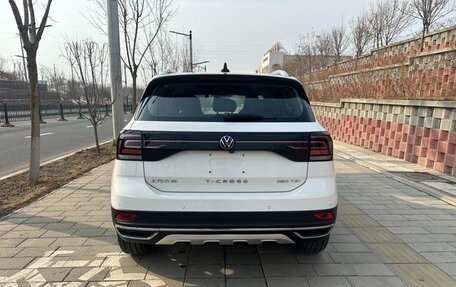 Volkswagen T-Cross I, 2021 год, 1 443 000 рублей, 5 фотография