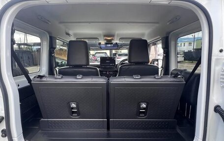 Suzuki Jimny, 2023 год, 1 600 888 рублей, 15 фотография