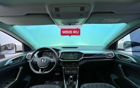 Volkswagen T-Cross I, 2021 год, 1 443 720 рублей, 14 фотография