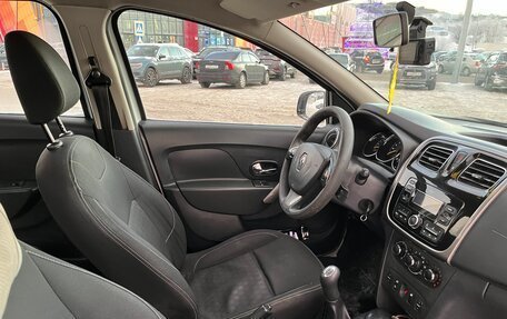 Renault Logan II, 2017 год, 480 000 рублей, 6 фотография