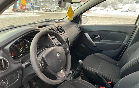 Renault Logan II, 2017 год, 480 000 рублей, 8 фотография