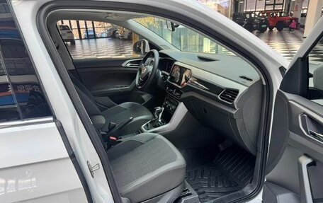 Volkswagen T-Cross I, 2022 год, 1 500 000 рублей, 10 фотография