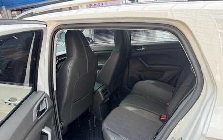 Volkswagen T-Cross I, 2022 год, 1 500 000 рублей, 9 фотография