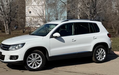 Volkswagen Tiguan I, 2015 год, 1 870 000 рублей, 3 фотография