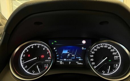 Toyota Camry, 2018 год, 2 800 500 рублей, 10 фотография