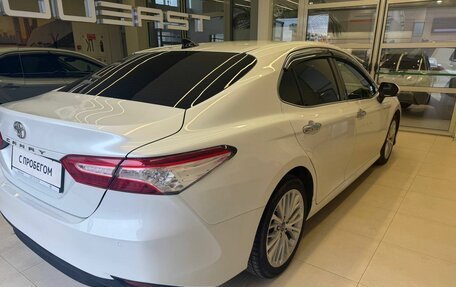 Toyota Camry, 2018 год, 2 800 500 рублей, 4 фотография