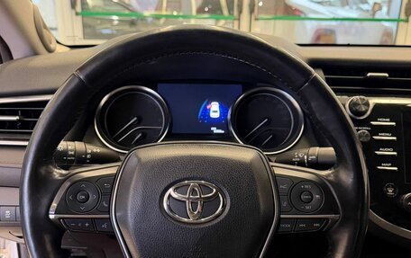 Toyota Camry, 2018 год, 2 800 500 рублей, 8 фотография