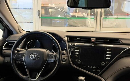 Toyota Camry, 2018 год, 2 800 500 рублей, 12 фотография