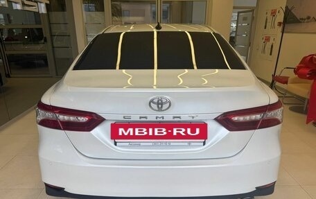 Toyota Camry, 2018 год, 2 800 500 рублей, 5 фотография