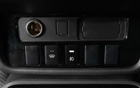 Mitsubishi Outlander III рестайлинг 3, 2017 год, 1 899 000 рублей, 12 фотография