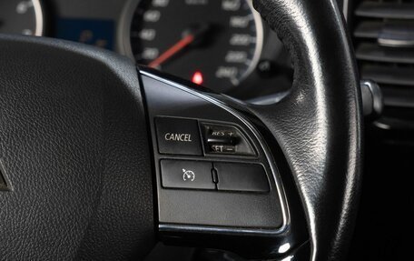 Mitsubishi Outlander III рестайлинг 3, 2017 год, 1 899 000 рублей, 21 фотография