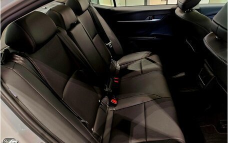 Toyota Camry, 2025 год, 4 999 000 рублей, 11 фотография