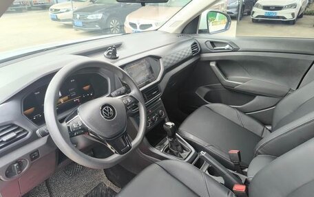 Volkswagen T-Cross I, 2023 год, 1 210 000 рублей, 7 фотография