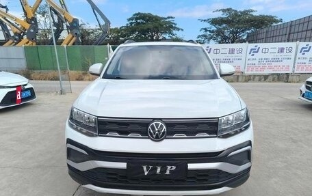 Volkswagen T-Cross I, 2023 год, 1 210 000 рублей, 2 фотография