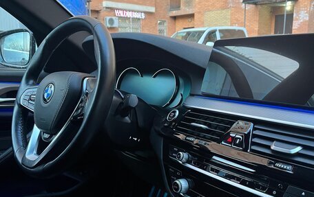 BMW 5 серия, 2018 год, 4 050 000 рублей, 13 фотография