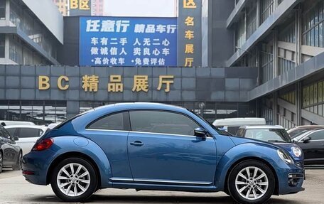 Volkswagen Beetle, 2019 год, 1 690 000 рублей, 4 фотография