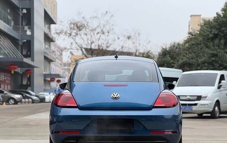 Volkswagen Beetle, 2019 год, 1 690 000 рублей, 7 фотография