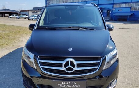 Mercedes-Benz V-Класс, 2018 год, 7 500 000 рублей, 1 фотография