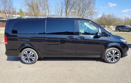 Mercedes-Benz V-Класс, 2018 год, 7 500 000 рублей, 3 фотография