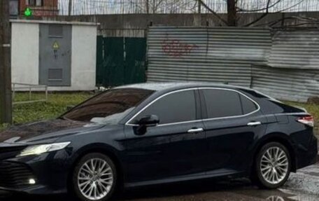 Toyota Camry, 2018 год, 2 350 000 рублей, 4 фотография