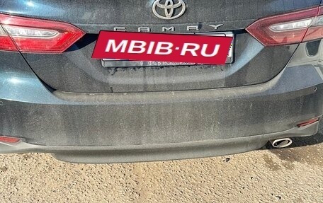 Toyota Camry, 2018 год, 2 350 000 рублей, 6 фотография