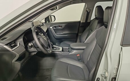 Toyota RAV4, 2025 год, 6 390 000 рублей, 12 фотография