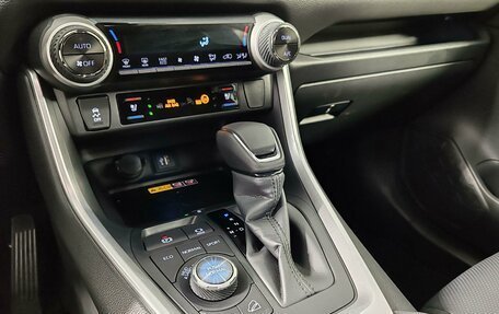 Toyota RAV4, 2025 год, 6 390 000 рублей, 9 фотография