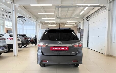 Toyota Wish II, 2014 год, 1 599 000 рублей, 5 фотография