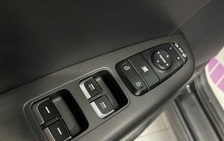 KIA Sportage IV рестайлинг, 2019 год, 1 999 000 рублей, 15 фотография