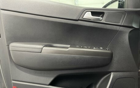 KIA Sportage IV рестайлинг, 2019 год, 1 999 000 рублей, 14 фотография