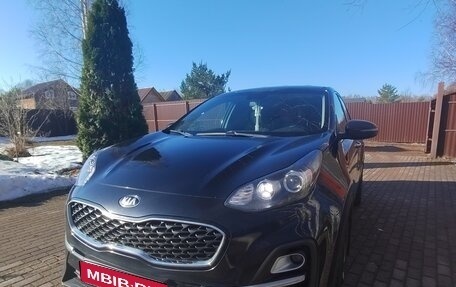 KIA Sportage IV рестайлинг, 2020 год, 2 470 000 рублей, 1 фотография