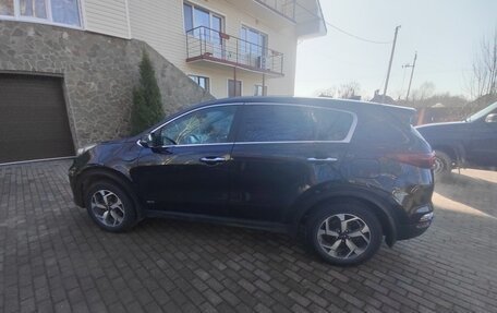 KIA Sportage IV рестайлинг, 2020 год, 2 470 000 рублей, 5 фотография