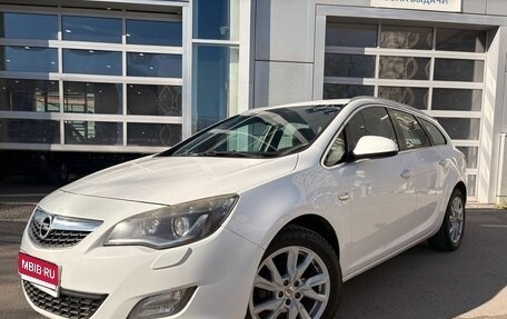 Opel Astra J, 2012 год, 619 000 рублей, 1 фотография