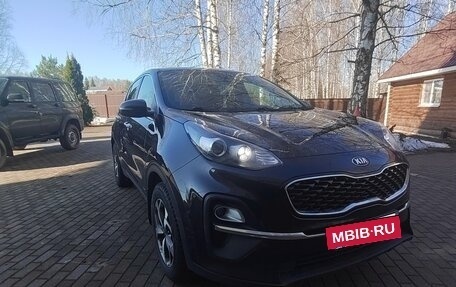 KIA Sportage IV рестайлинг, 2020 год, 2 470 000 рублей, 9 фотография