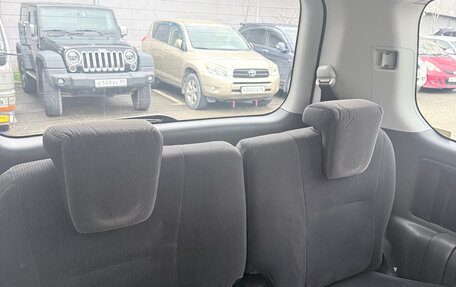 Toyota Noah III, 2008 год, 1 300 000 рублей, 14 фотография