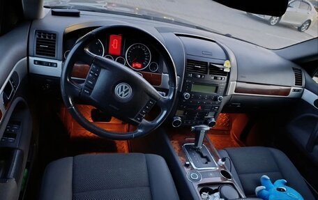 Volkswagen Touareg III, 2009 год, 1 380 000 рублей, 10 фотография