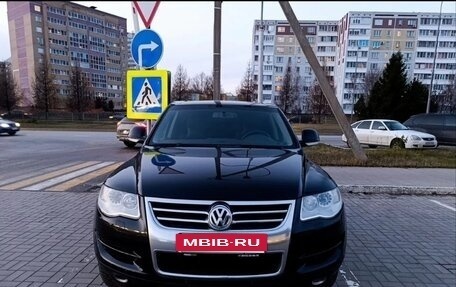 Volkswagen Touareg III, 2009 год, 1 380 000 рублей, 2 фотография